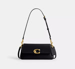 Jet Shoulder Bag in black