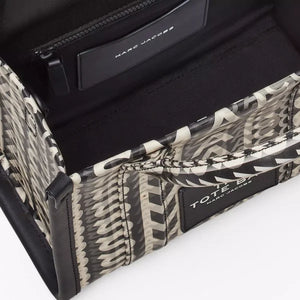 The Marc Jacobs Small Tote Bag Monogram Lenticular - Image 6