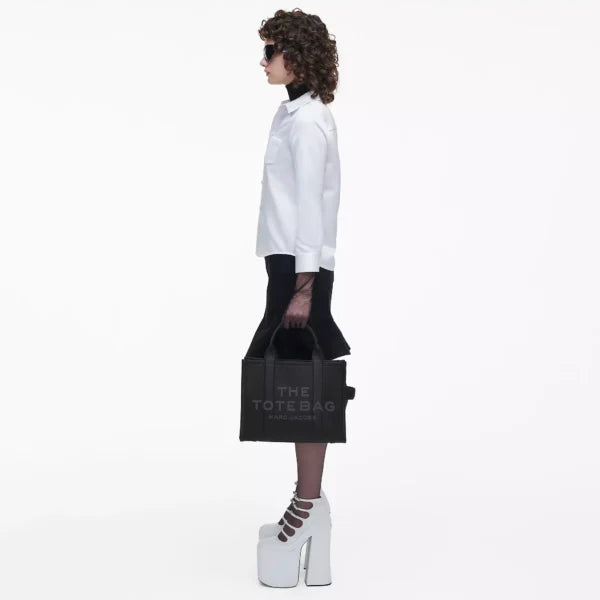 The Marc Jacobs Medium Tote Bag Leather Black - Image 2