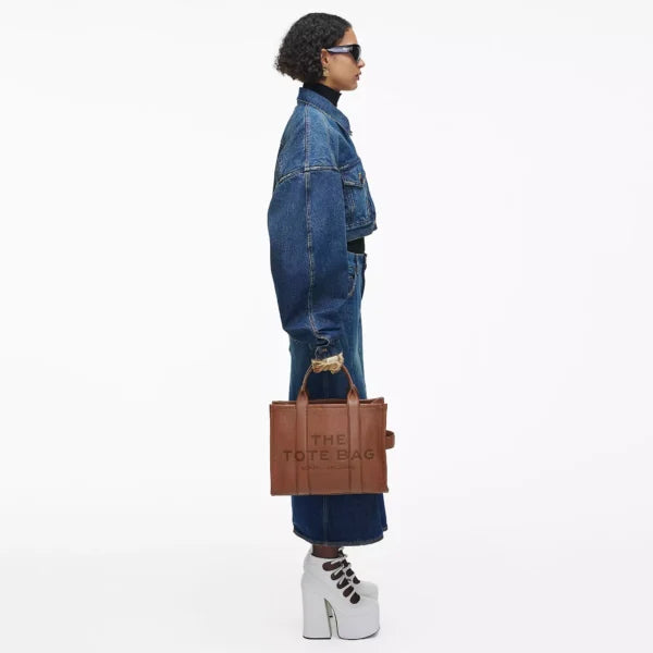 The Marc Jacobs Medium Tote Bag Leather Argan Oil - Image 2