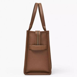 THE Marc Jacobs LEATHER LARGE TOTE BAG Argan Oil - Image 6