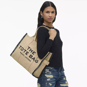 THE Marc Jacobs JACQUARD LARGE TOTE BAG Warm Sand - Image 2