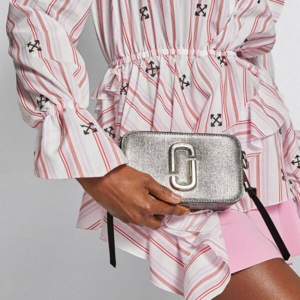 The Marc Jacobs Snapshot Cross-Body Bag Glitter Silver - Image 5