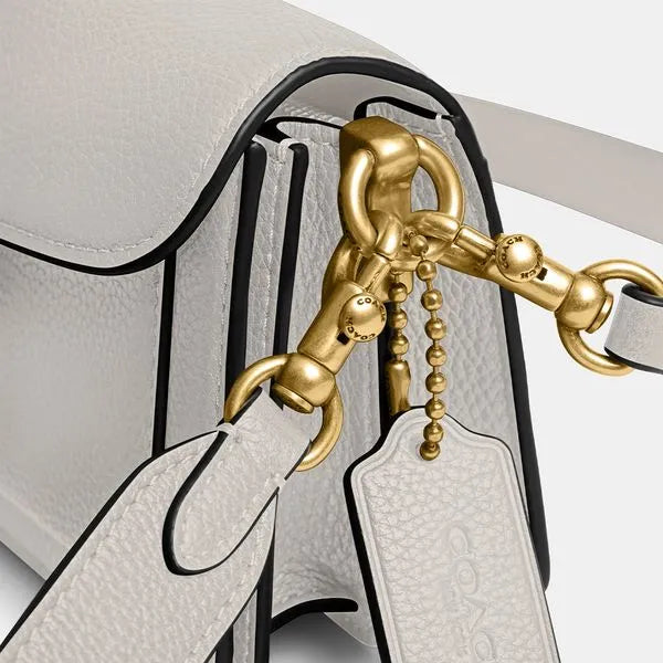 Tabby Shoulder Bag 20 leather Chalk - Image 4