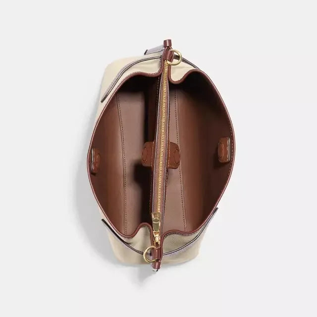 Coach Hanna Shoulder Bag - Image 3
