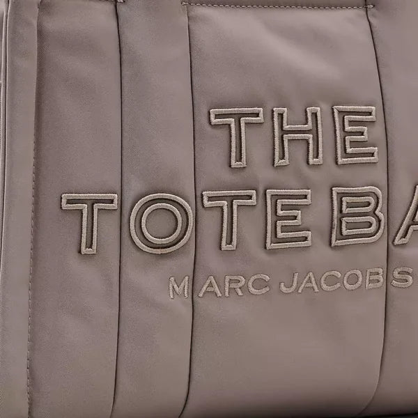 MARC JACOBS The Puffy Nylon Medium Tote Bag - Cement - Image 6