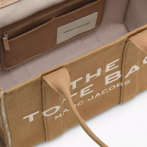 THE Marc Jacobs JACQUARD LARGE TOTE BAG Camel - Image 7