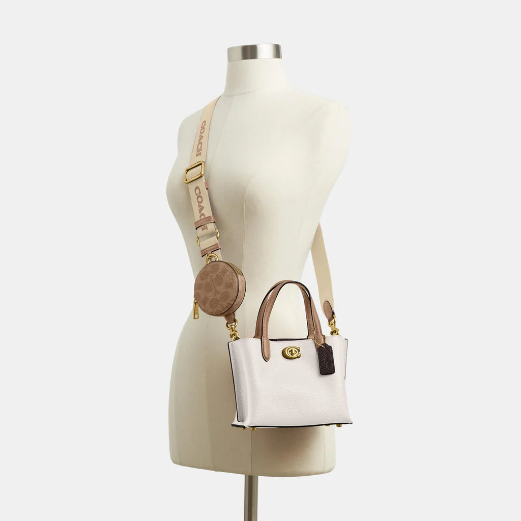Coach Willow Tote Bag 18 Leather Chalk - Image 5