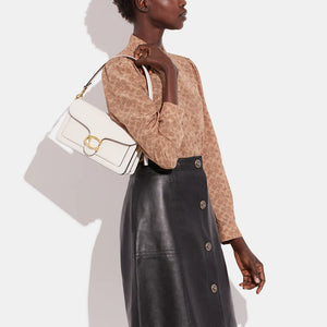 Tabby Shoulder Bag 26 refined pebble leather Chalk - Image 7
