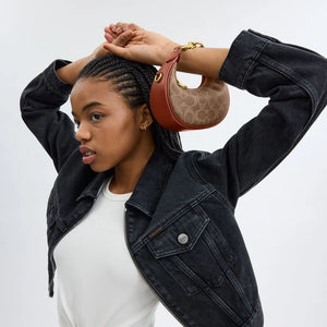 Coach Jonie Bag In Signature Canvas - Image 5