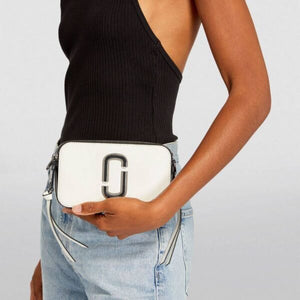 The Marc Jacobs Snapshot Cross-Body Bag Bi-Color Black & White - Image 5